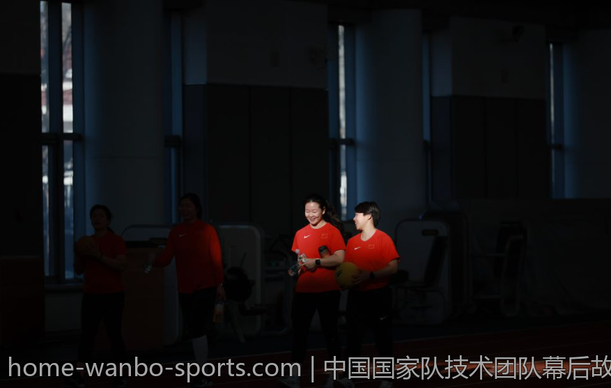 中国国家队技术团队幕后故事